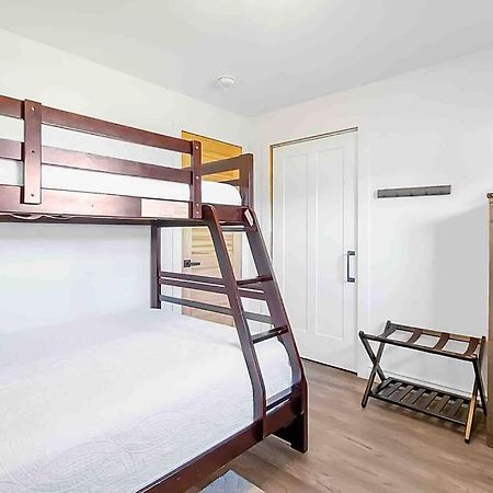 2 Bedroom Getaway On The River/Close To Marina Belle River Luaran gambar
